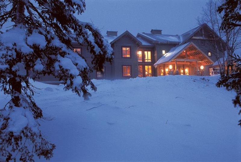 Auberge De Montagne Des Chic-Chocs Cap-Chat Exterior photo