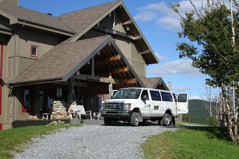 Auberge De Montagne Des Chic-Chocs Cap-Chat Exterior photo